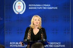 ванреднa професорка др Јованка Шарановић, директорка Института за стратегијска истраживања 