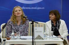 ванреднa професорка др Јованка Шарановић, директорка Института за стратегијска истраживања 