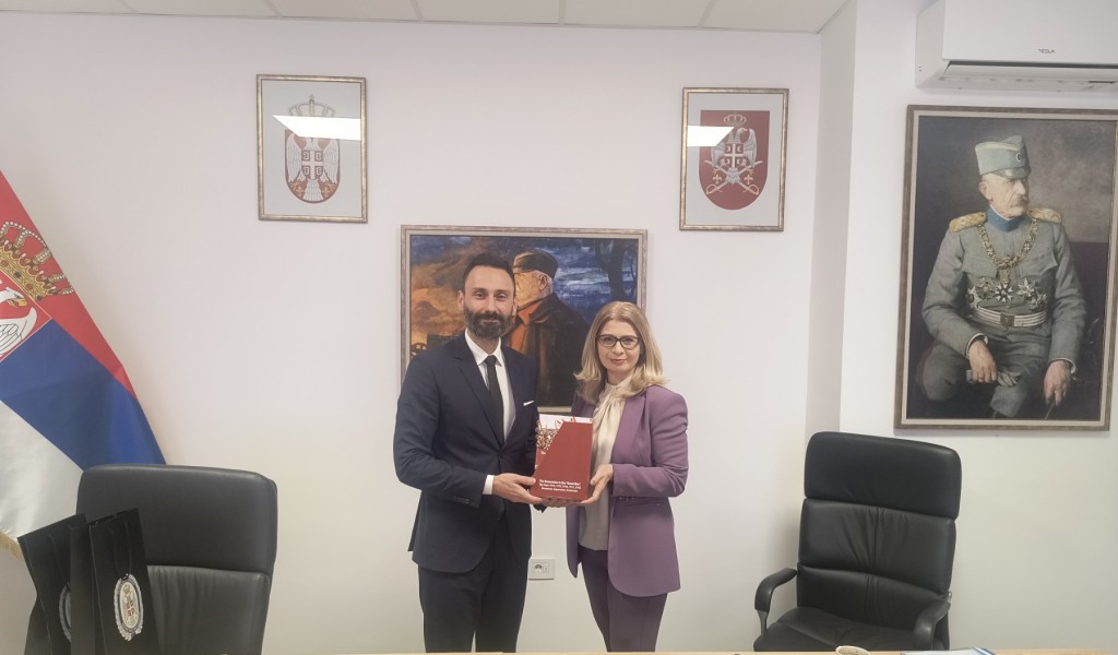 Посета делегације Института за стратегијске студије одбране и војну историју из Румуније
