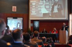 Predavanje prof. dr Aleksandra Geljeviča Dugina na Univerzitetu odbrane